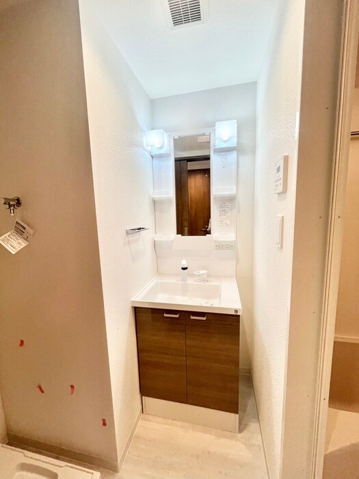 物件内観写真9　(洗面)