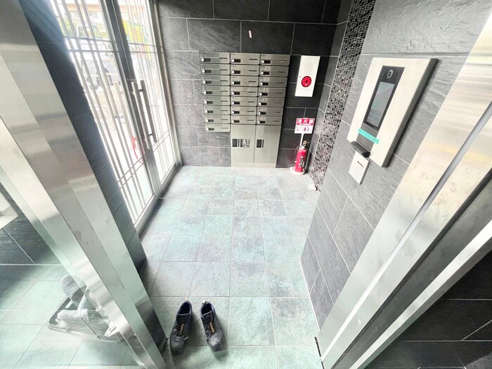 物件外観写真4　(建物設備)