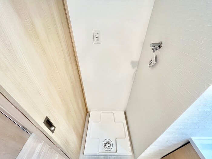 物件内観写真17　(洗濯機置場)