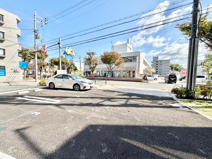 物件内観写真21　(室内からの展望)