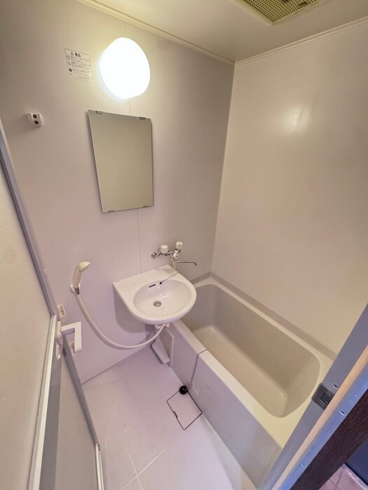 物件内観写真9　(バス／シャワールーム等)