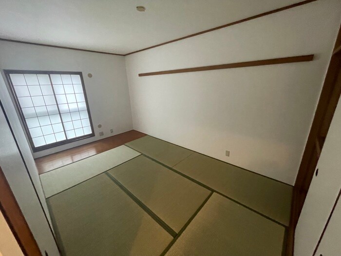 物件内観写真9　(居室)