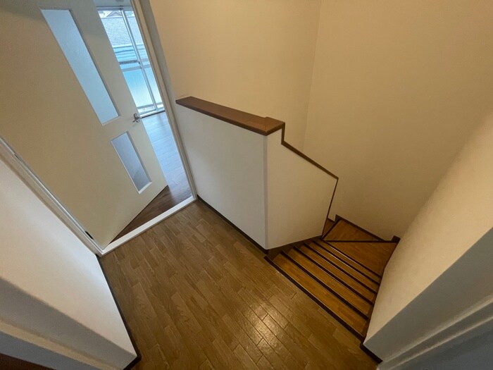 物件内観写真18　(廊下)