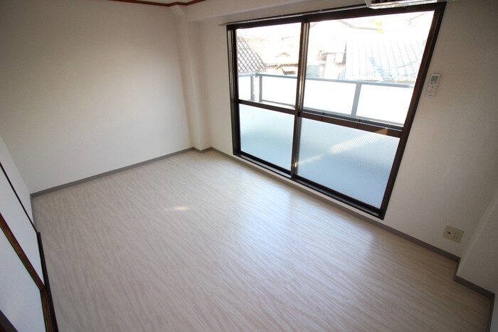 物件内観写真12　(居室)