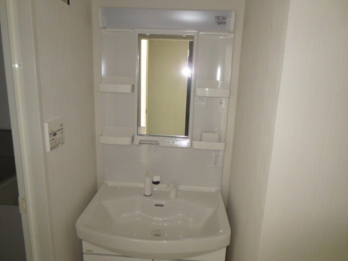 物件内観写真9　(洗面)