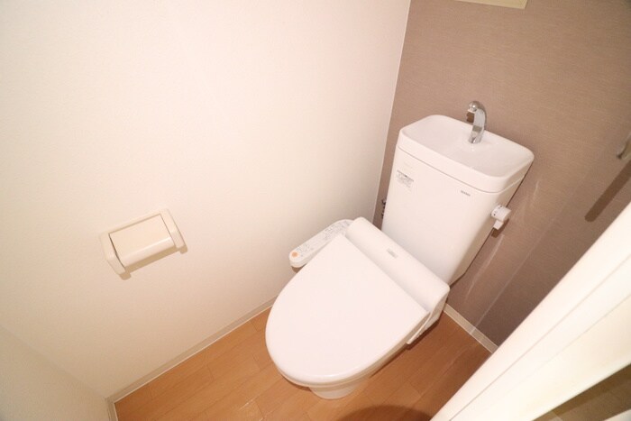 物件内観写真13　(トイレ)