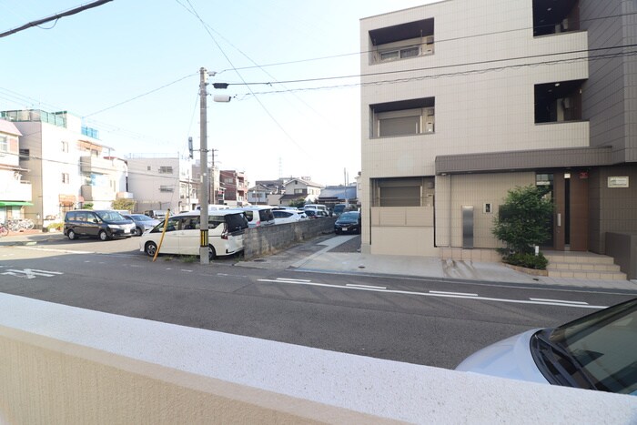 物件内観写真22　(室内からの展望)