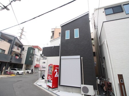 三津屋中一戸建外観写真
