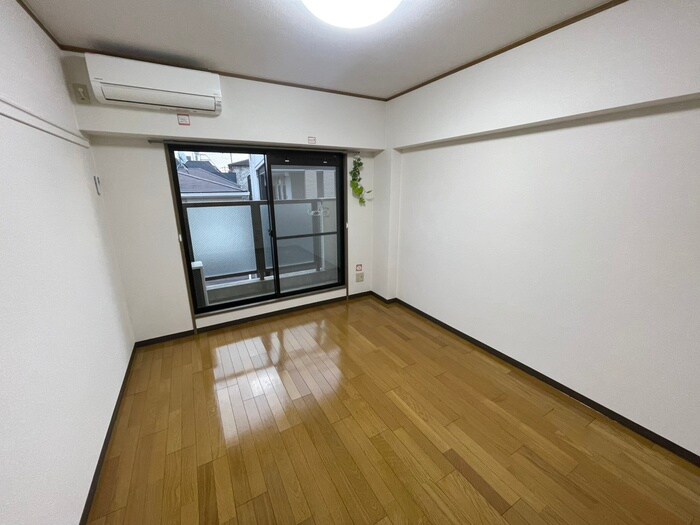 物件内観写真13　(居室)