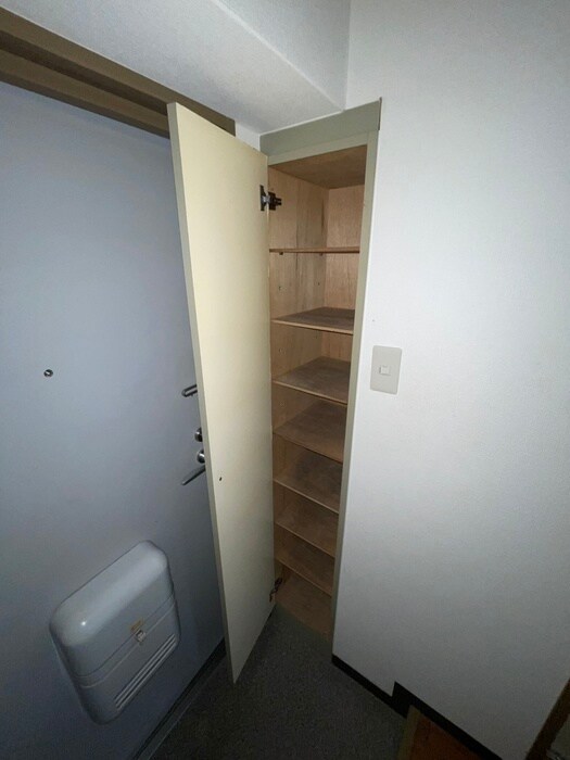 物件内観写真16　(靴箱)