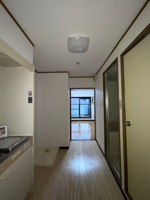 物件内観写真18　(廊下)