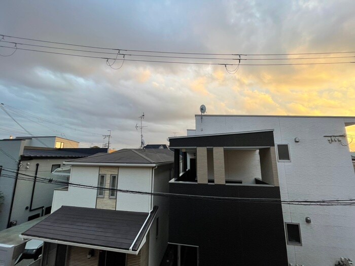 物件内観写真19　(室内からの展望)