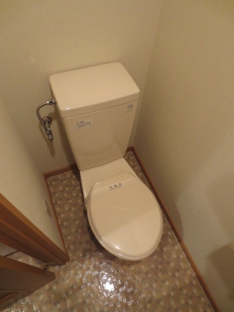 物件内観写真9　(トイレ)