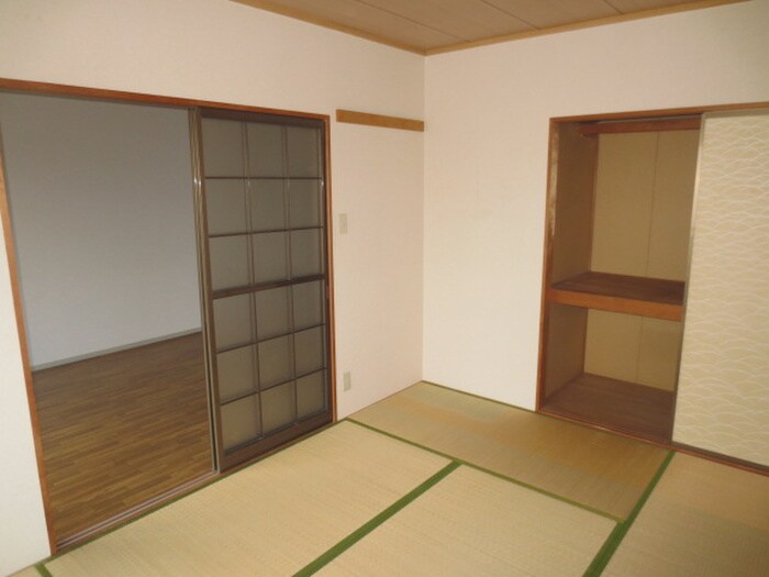 物件内観写真10　(居室)