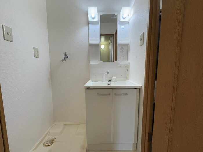 物件内観写真13　(洗面)