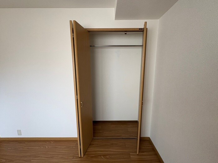 物件内観写真18　(収納)