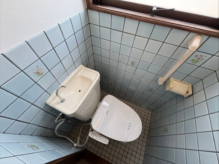 物件内観写真11　(トイレ)