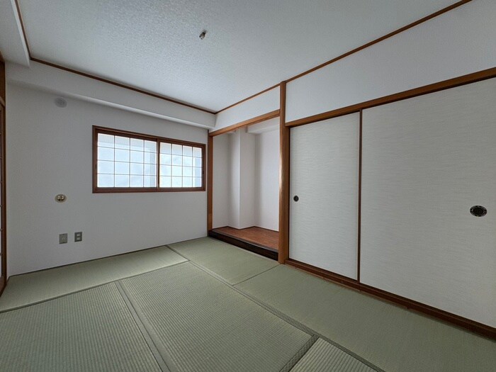 物件内観写真18　(居室)