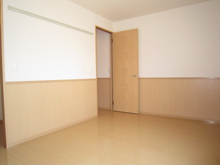 物件内観写真12　(居室)