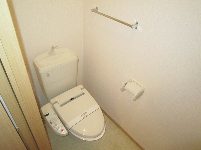 物件内観写真13　(トイレ)