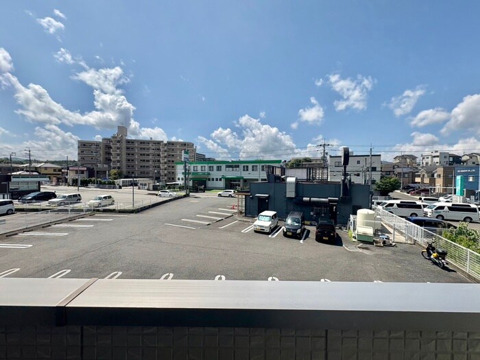 物件内観写真21　(室内からの展望)