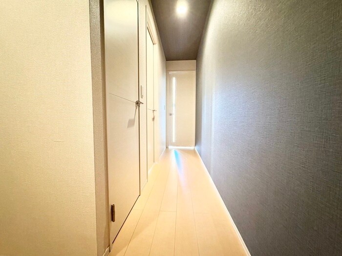 物件内観写真21　(廊下)