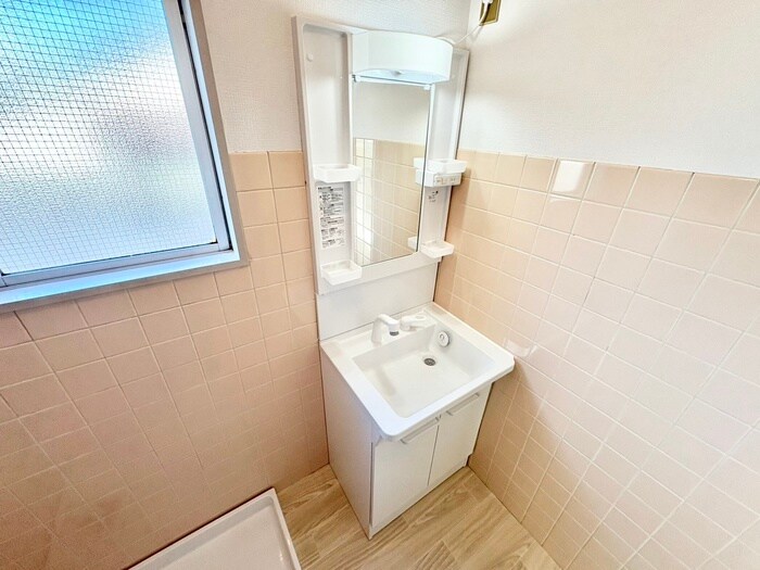 物件内観写真10　(洗面)