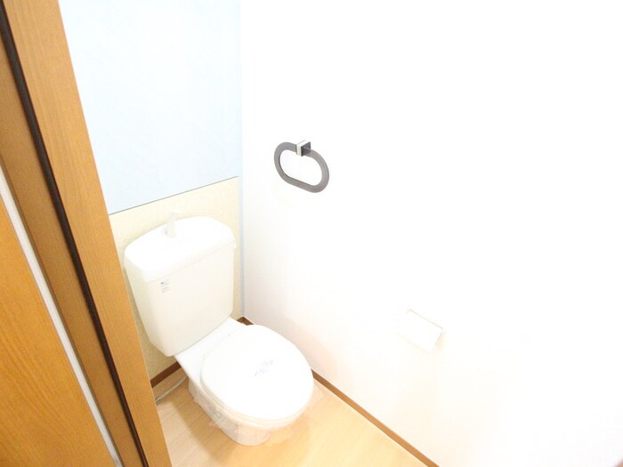 物件内観写真11　(トイレ)