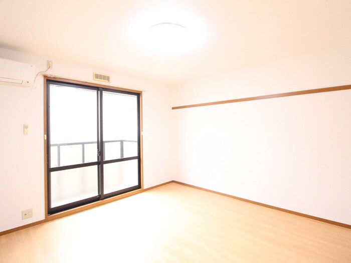 物件内観写真17　(居室)