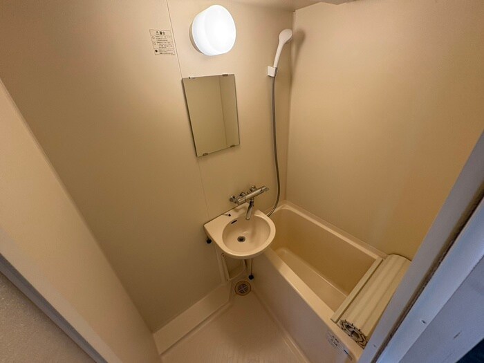 物件内観写真12　(バス／シャワールーム等)