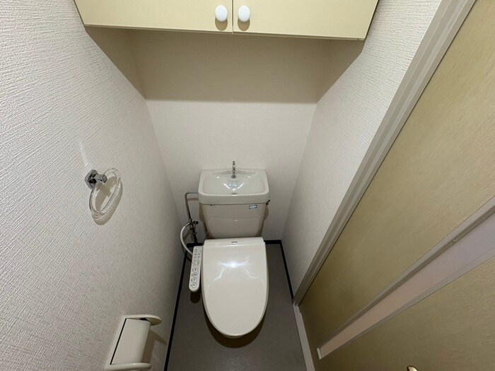 物件内観写真13　(トイレ)