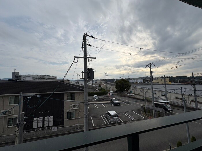 物件内観写真17　(室内からの展望)