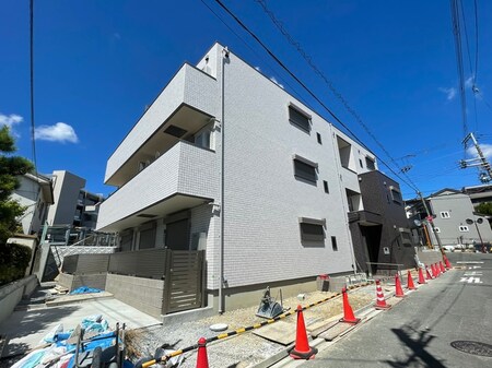 ブレッザ千里丘外観写真