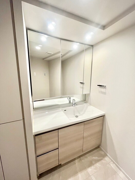 物件内観写真13　(洗面)