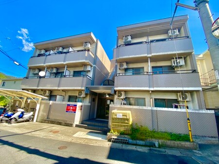 アークハイム四ノ宮外観写真