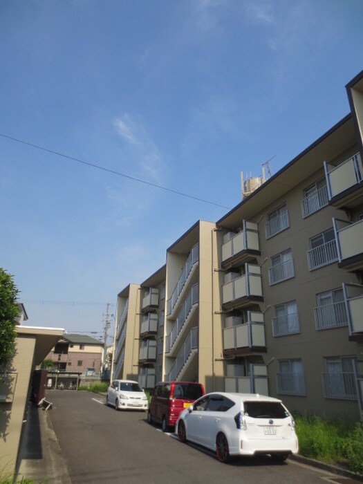 物件外観写真6　(外観写真)