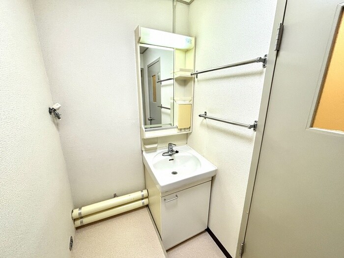 物件内観写真10　(洗面)