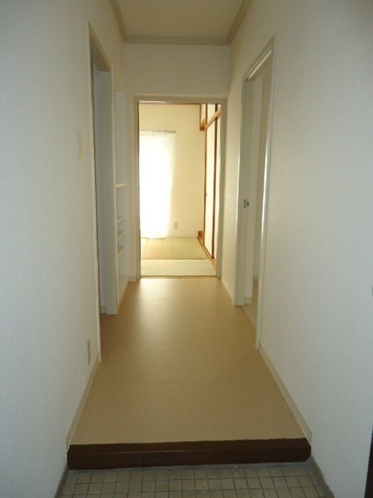 物件内観写真21　(玄関)