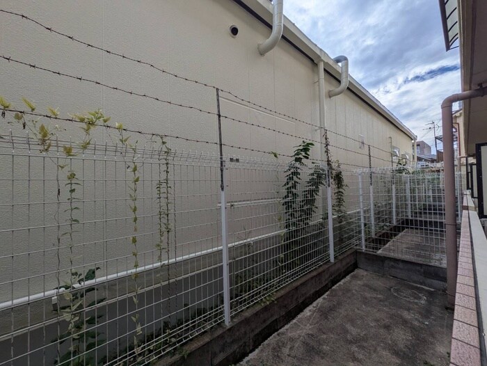 物件内観写真21　(室内からの展望)