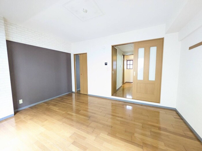 物件内観写真22　(居室)