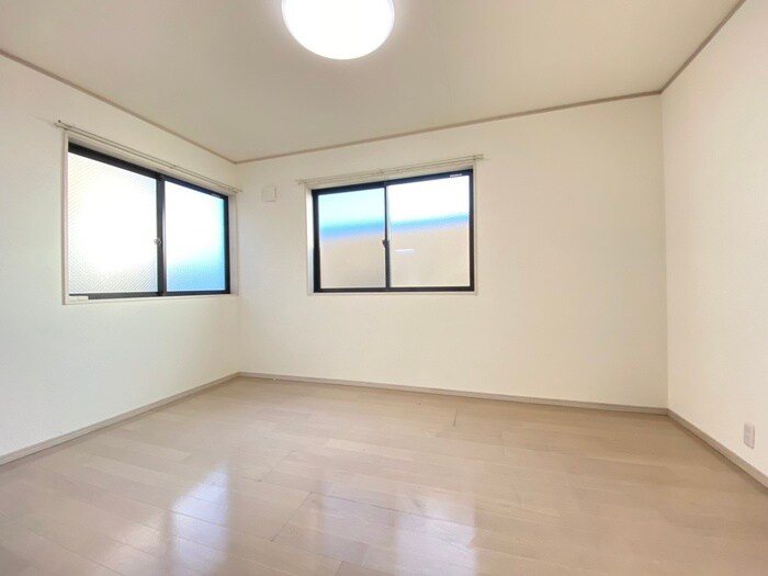 物件内観写真16　(居室)