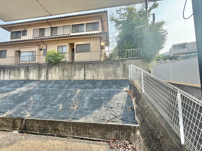 物件内観写真20　(室内からの展望)