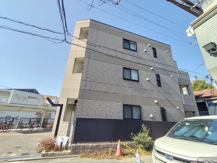 物件外観写真2　(外観写真)