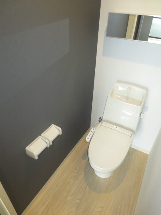 物件内観写真16　(トイレ)