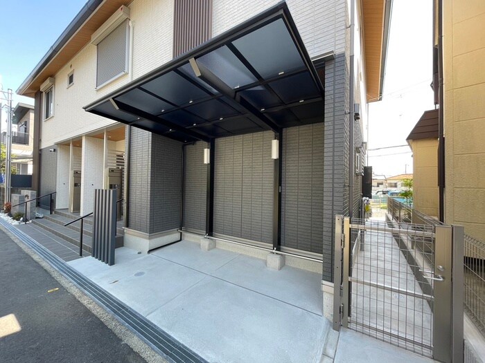 物件外観写真6　(駐輪場)