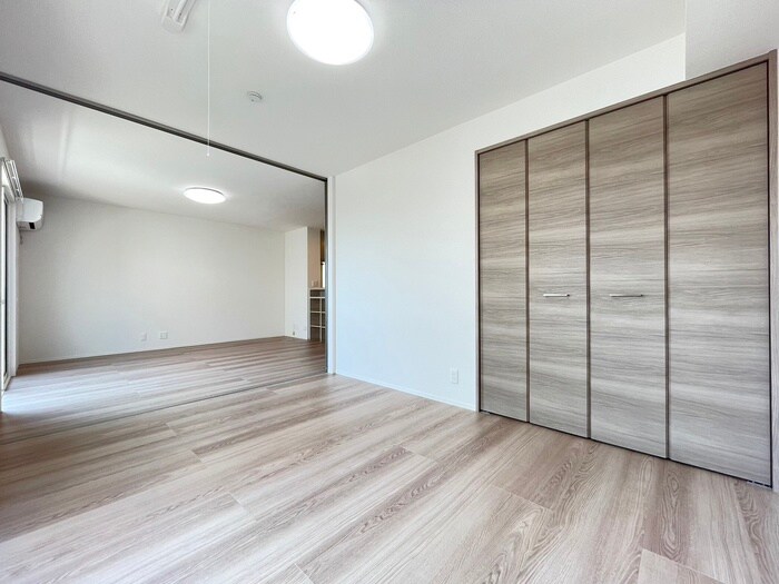 物件内観写真15　(居室)