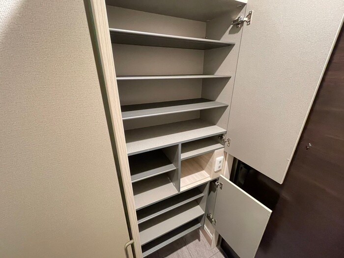 物件内観写真19　(靴箱)
