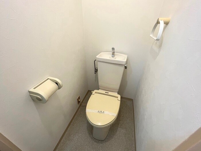 物件内観写真13　(トイレ)