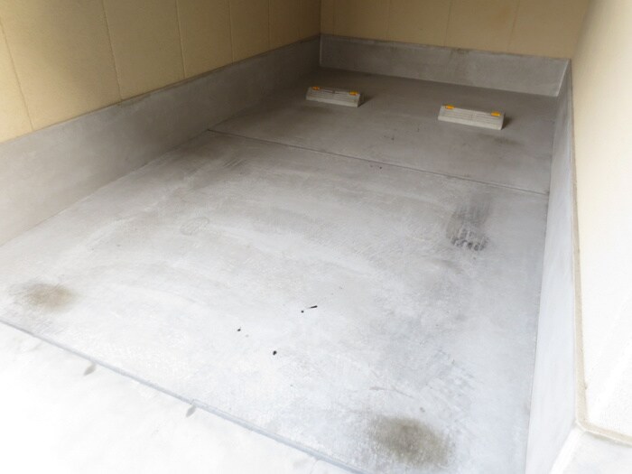 物件外観写真2　(駐車場)