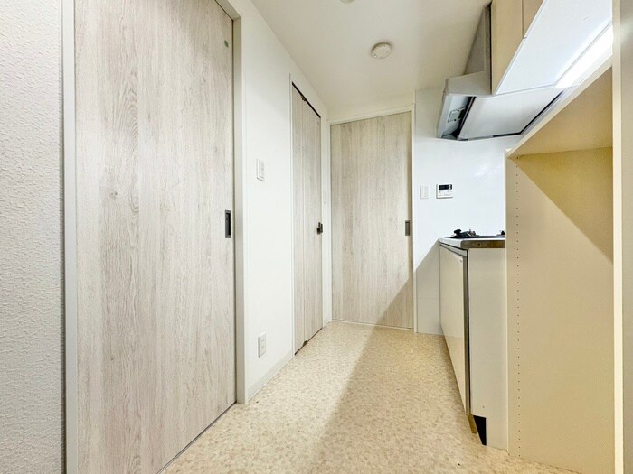 物件内観写真16　(廊下)